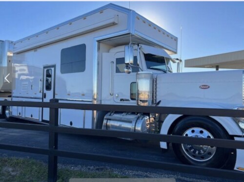 2022 Peterbilt 379 5150 Toterhome, 41K Miles, X-15 Cummins 565HP, 18 Speed Automatic, Awesome Coach - Image 6